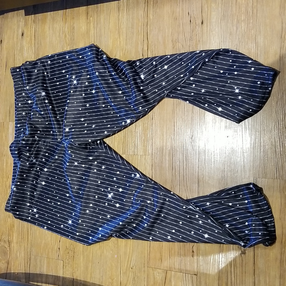 NWOTS Black/white patterned leggings sz 5XL
